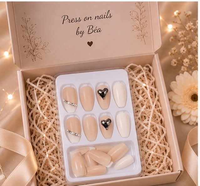 Blanc Nude Chic