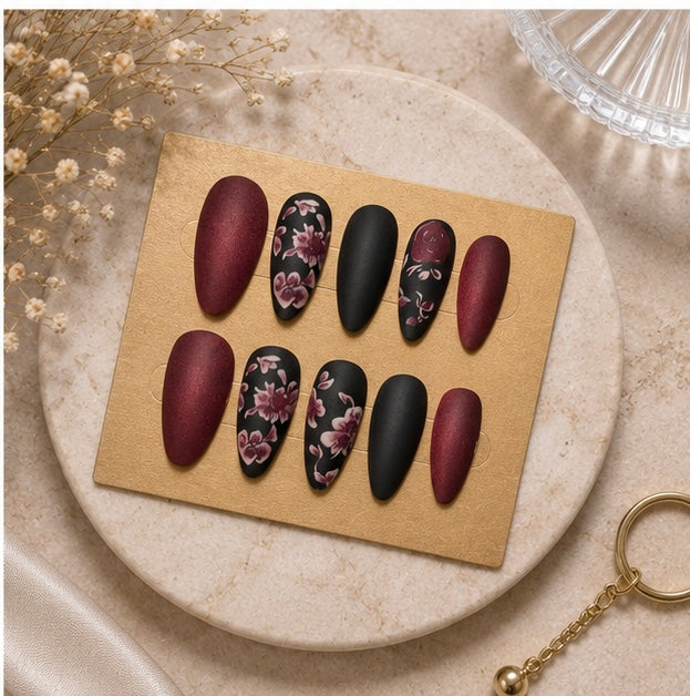 Velours Noir Fleuri